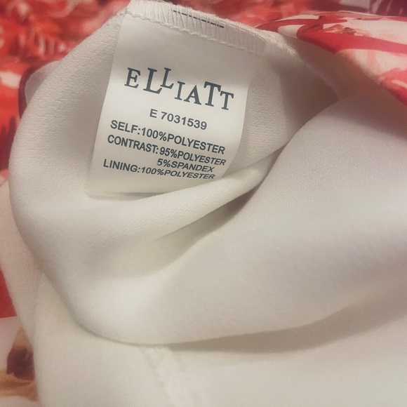 Elliatt Tower Dress, Asymmetrical, Floral Sleeveless Dress, Size Small - Picture 5 of 16